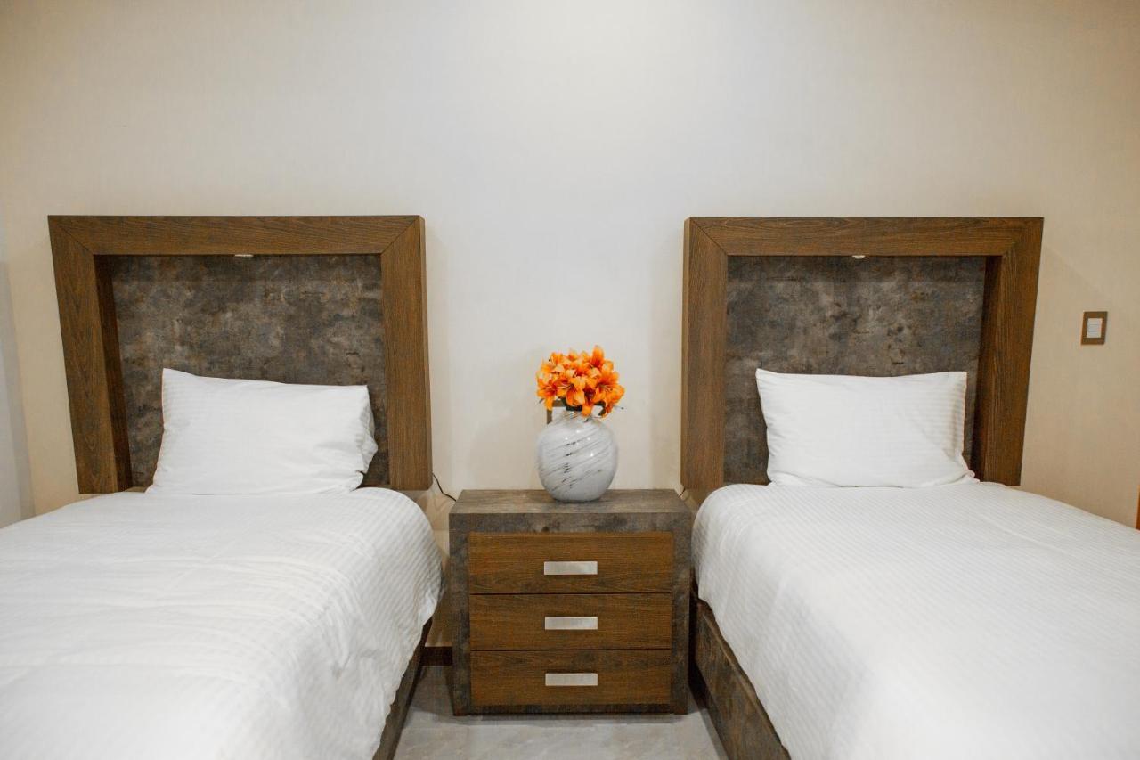 Tres Soles Apartments Cancun Exterior photo