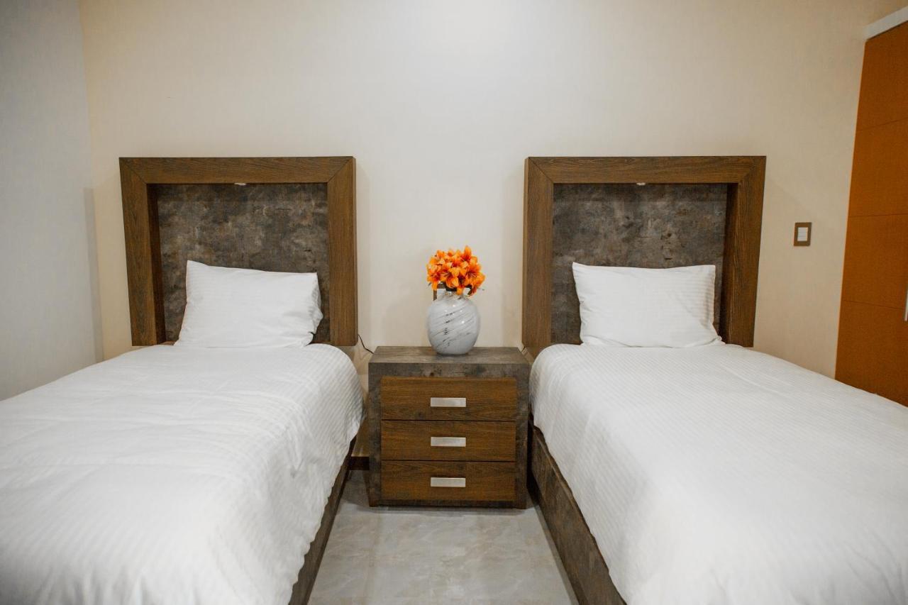 Tres Soles Apartments Cancun Exterior photo